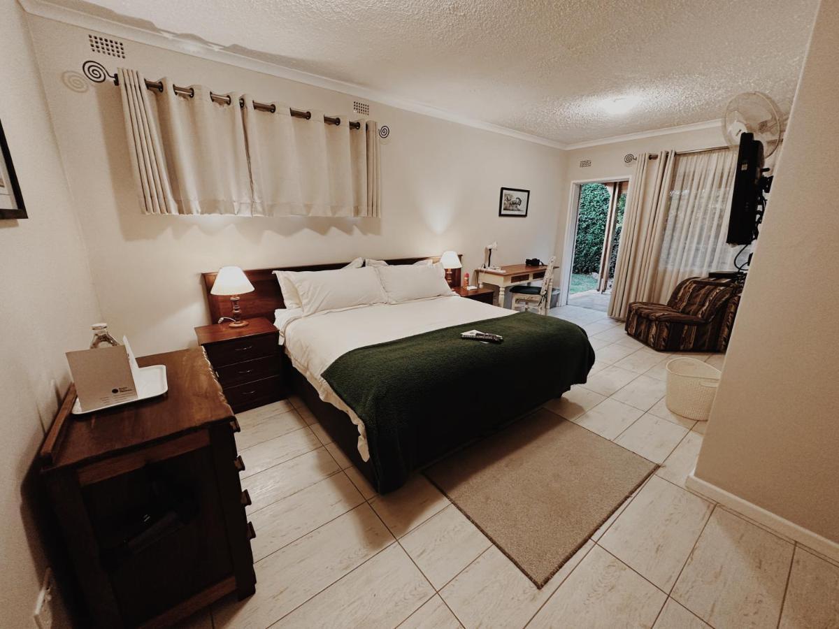 Malcolm Lodge Harare Exteriör bild